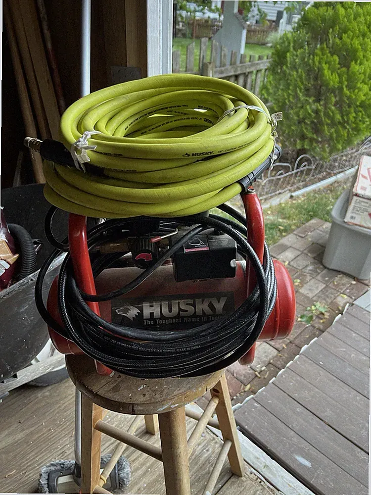 Husky Hotdog Air Compressor Portable Red Black with Air Hose