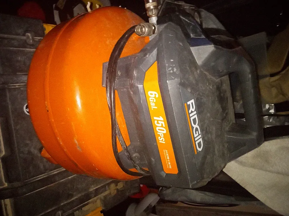 RIDGID OF60150HB 6 Gal. Portable Electric Pancake Air Compressor